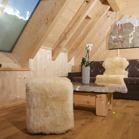 Schneekarhuette * Mayrhofen